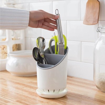 Porte couvert​  blanc sur le comptoir